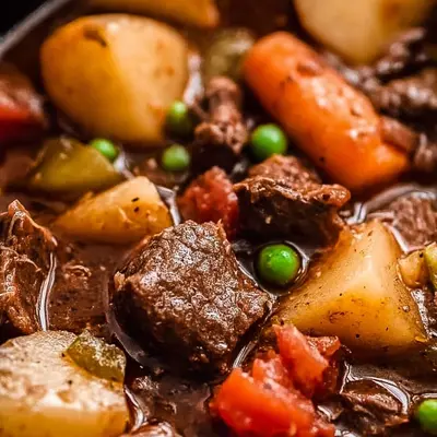 Crockpot Beef Stew: Wholesome Slow Cooker Dinner